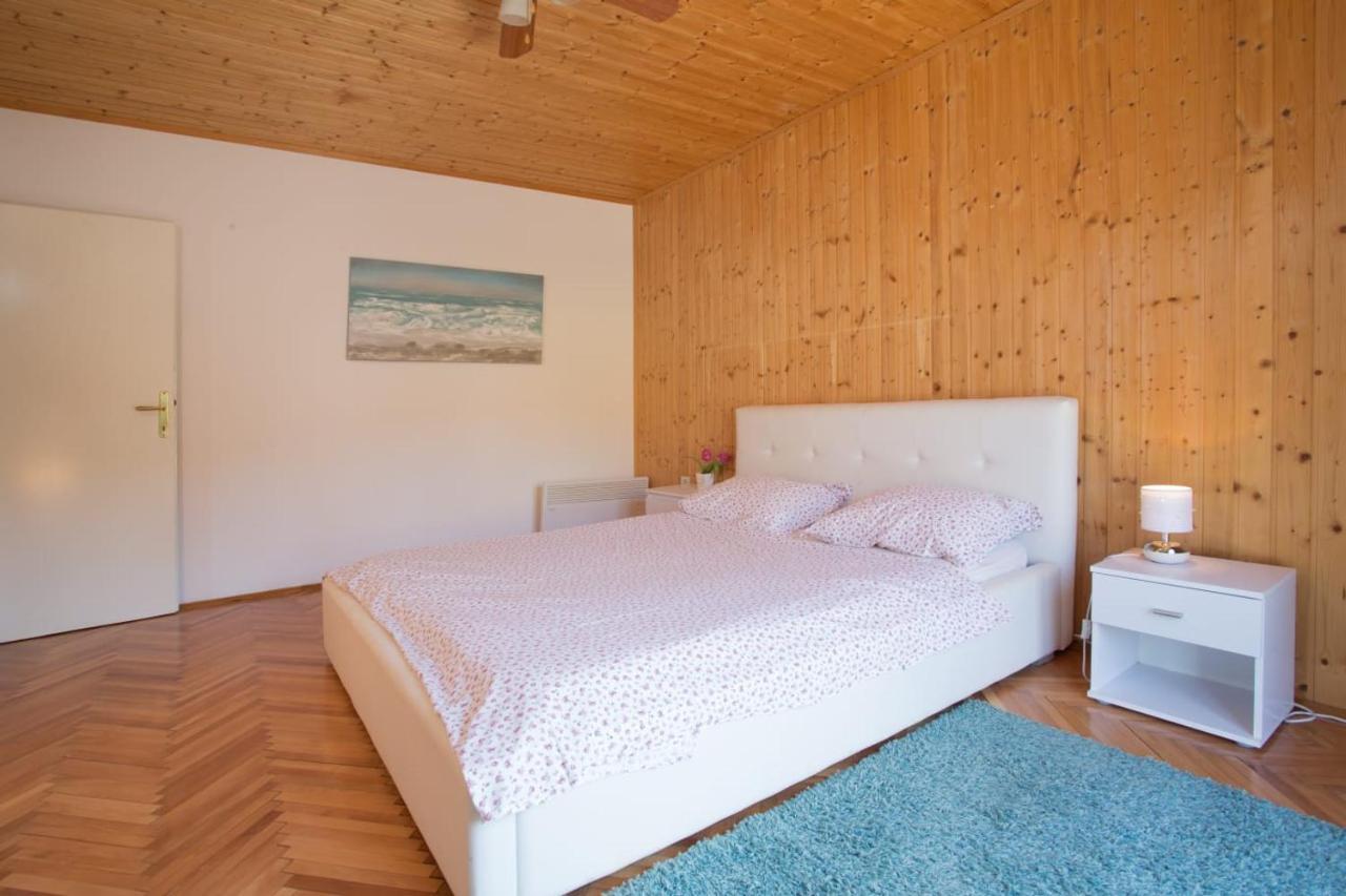 Holiday Home Antonija 斯塔里格勒 外观 照片
